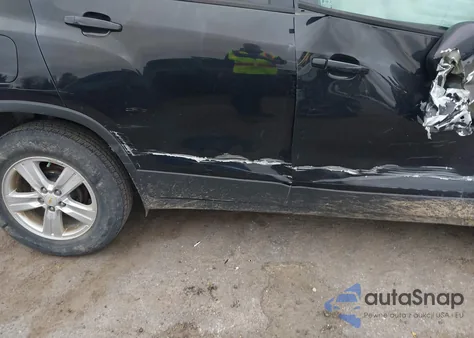 2020 Chevrolet Trax Fwd Ls z USA, uszkodzony, nr VIN KL7CJKSB4LB317418